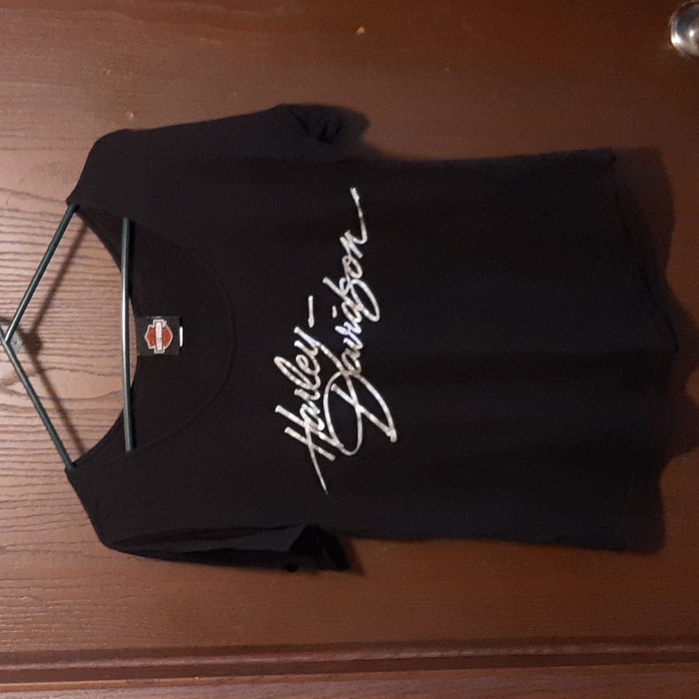 Women's Tee Shirt